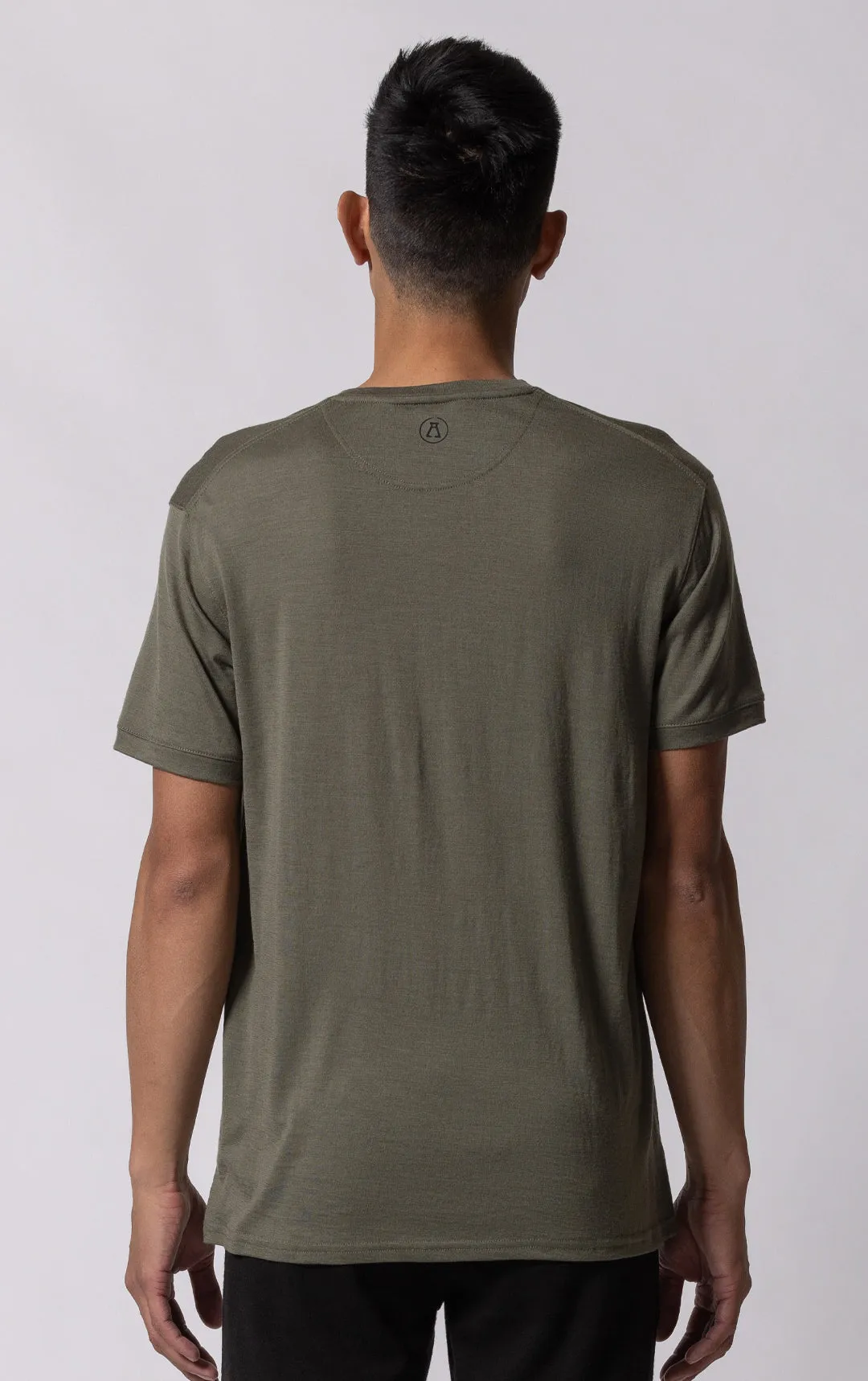 180GSM MERINO V TEE