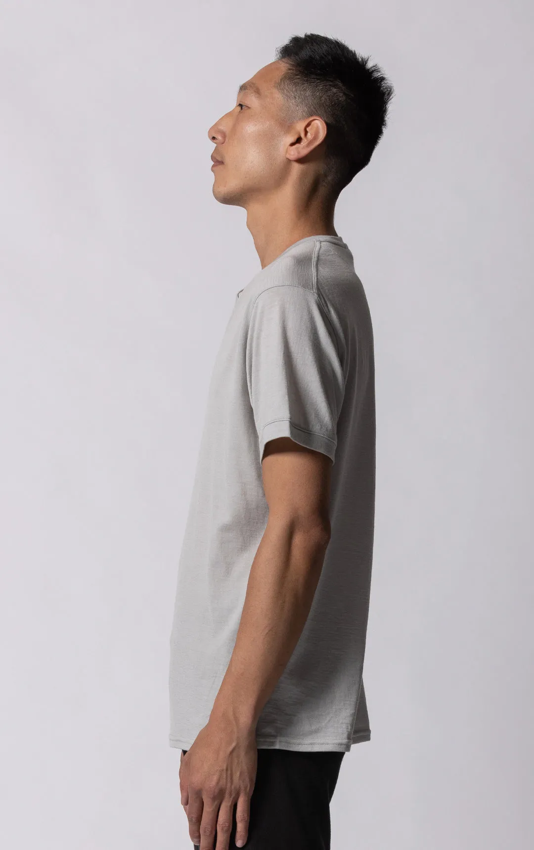 180GSM MERINO V TEE