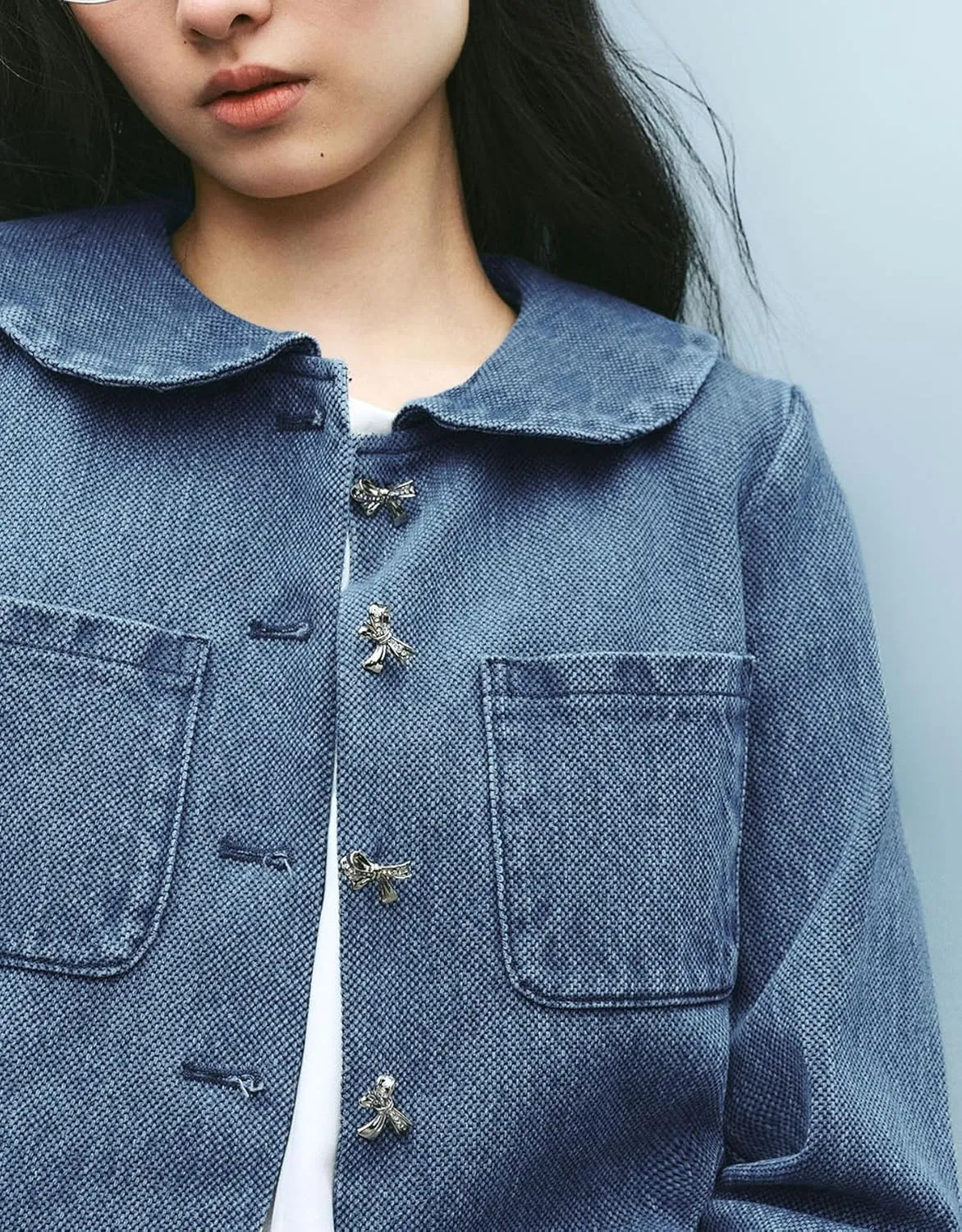 SCOFEEL Women's Cropped Denim Jacket Peter Pan Collar Jean Coat Casual Chic Outerwear Jacket with Rhinestone Bow