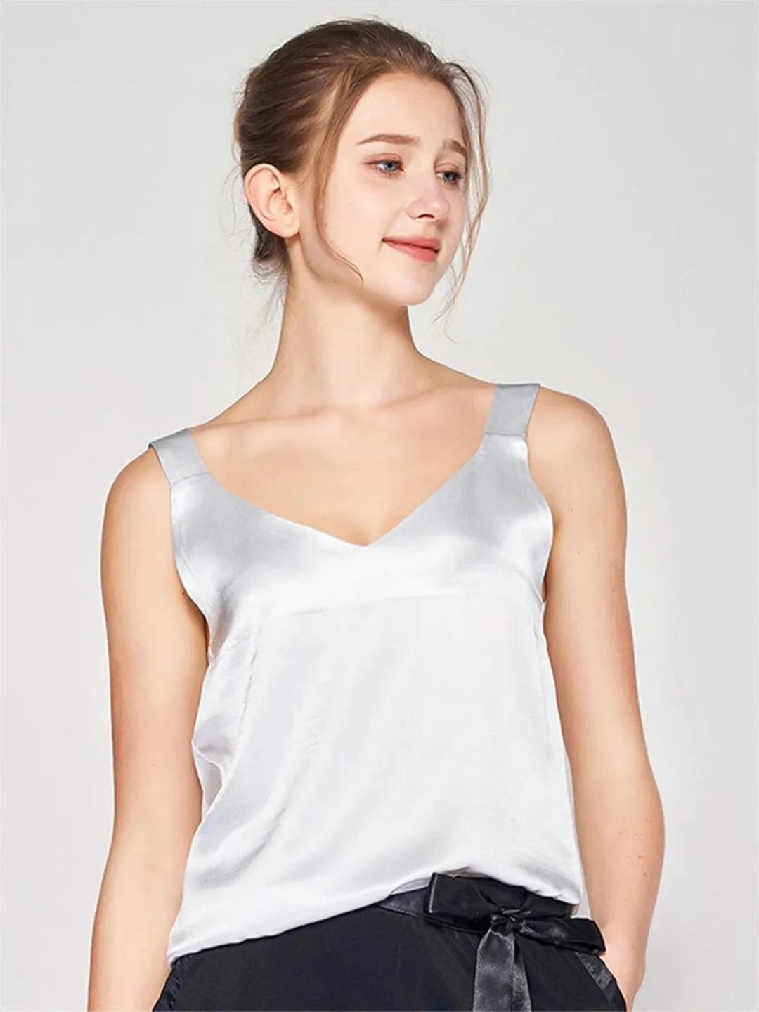 Women Silk Camisole Solid Silk Simple Chic Camis Spring Summer T Shirts Black White
